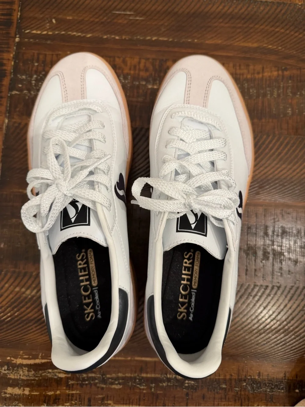 Skechers hi stacked
